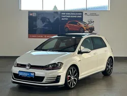 Weiß Gebraucht 2017 VW Golf VII GTI Limousine | 19.490 € (Fairer Preis)