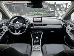 Grau Gebraucht 2017 Mazda CX-3 Sports-Line SUV | 16.500 € (Teuer)