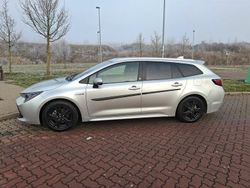 Silber Gebraucht 2020 Toyota Corolla Team Kombi | 20.500 € (Fairer Preis)