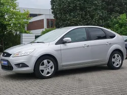 Silber Gebraucht 2009 Ford Focus Style Limousine | 3.499 € (Fairer Preis)