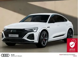Weiß Gebraucht 2023 Audi SQ8 e-tron Ambiente SUV | 74.990 € (Fairer Preis)