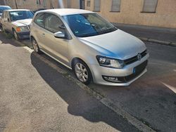 Grau Gebraucht 2010 VW Polo Highline Kleinwagen | 5.500 € (Teuer)