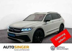 Oryxweiß perlmutteffekt Gebraucht 2024 VW Tiguan Allspace R-line SUV | 56.480 €