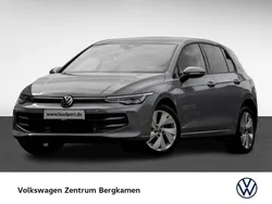 Grau Neu 2025 VW Golf VIII Life Limousine | 37.416 € (Fairer Preis)