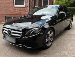 Schwarz Gebraucht 2017 Mercedes E220 Limousine | 26.900 € (Fairer Preis)