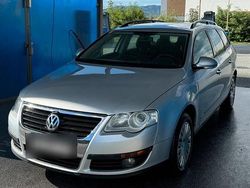 Silber Gebraucht 2009 VW Passat Kombi | 2.500 € (Guter Preis)