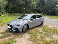 Grau Gebraucht 2022 Hyundai i30 N Line Kombi | 21.590 € (Etwas zu teuer)