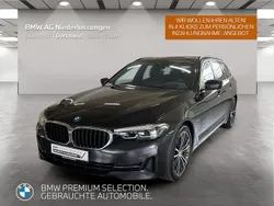 Grau Gebraucht 2022 BMW 530e Kombi | 32.299 € (Fairer Preis)