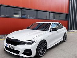Weiß Gebraucht 2019 BMW 330e M Sport Limousine | 29.999 € (Guter Preis)