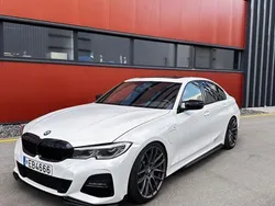 Weiß Gebraucht 2019 BMW 330e M Sport Limousine | 30.999 € (Fairer Preis)