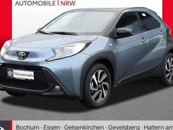 Grau Gebraucht 2024 Toyota Aygo Team Kleinwagen | 17.489 € (Fairer Preis)