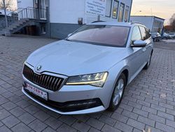 Silber Gebraucht 2022 Skoda Superb Limousine | 24.890 € (Teuer)
