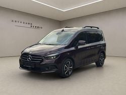 Rot Gebraucht 2022 Mercedes T180 Style Van / Kleinbus | 22.500 € (Superpreis)