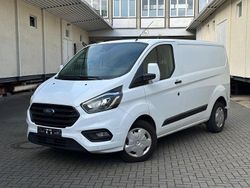 Weiß Gebraucht 2018 Ford Transit Custom Trend Van / Kleinbus | 10.499 € (Superpreis)