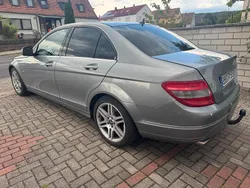 Grau Gebraucht 2007 Mercedes C220 Limousine | 7.500 €