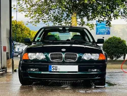 Grün Gebraucht 1999 BMW 320 Limousine | 2.000 € (Superpreis)