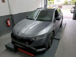 Graphitegrau metallic Gebraucht 2022 Skoda Octavia RS Kombi | 27.765 € (Guter Preis)