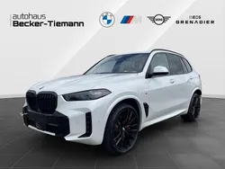 Weiß Neu 2025 BMW X5 Exclusive SUV | 108.900 € (Fairer Preis)