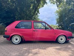 Rot Gebraucht 1986 VW Golf II GTI Kleinwagen | 3.400 €
