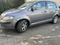 Grau Gebraucht 2005 VW Golf Plus Cross Van / Kleinbus | 1.400 € (Superpreis)