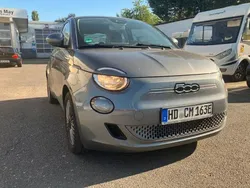 Grau Gebraucht 2022 Fiat 500e Icon Limousine | 17.419 € (Superpreis)