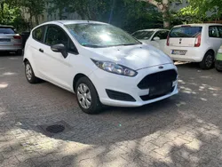 Weiß Gebraucht 2016 Ford Fiesta Celebration Kleinwagen | 5.700 € (Superpreis)