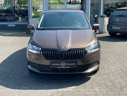 Maple braun metallic Gebraucht 2019 Skoda Fabia Ambition Kombi | 11.500 € (Guter Preis)