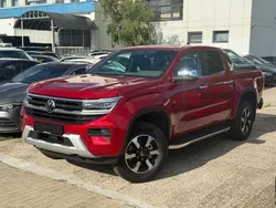Rot Gebraucht 2024 VW Amarok Abholung | 50.990 € (Teuer)