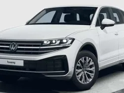 Pure white Neu 2025 VW Touareg Elegance SUV | 79.810 €