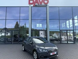 Grau Gebraucht 2017 Audi A1 Sportback Sport Kleinwagen | 12.991 € (Fairer Preis)