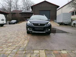 Schwarz Gebraucht 2019 Peugeot 2008 Allure SUV | 7.200 € (Guter Preis)