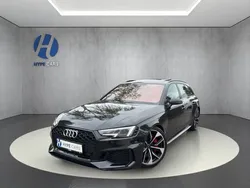 Mythosschwarz metallic Gebraucht 2018 Audi RS4 Sport Kombi | 52.970 € (Etwas zu teuer)