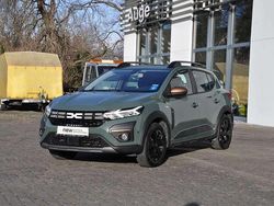 Safarigrau Gebraucht 2024 Dacia Sandero Extreme Limousine | 18.900 € (Etwas zu teuer)