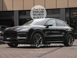 Schwarz (kirschschwarzperleffekt) Gebraucht 2022 Porsche Cayenne Turbo GT Platinum Edition SUV | 169.000 €