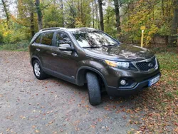 Braun Gebraucht 2010 Kia Sorento Spirit SUV | 10.900 € (Etwas zu teuer)