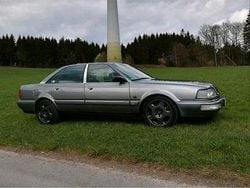 Grau Gebraucht 1991 Audi V8 Limousine | 9.200 €