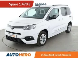 Weiß Gebraucht 2024 Toyota Proace Verso City Kombi | 22.570 €
