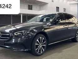 Graphitgrau (metallic) Gebraucht 2021 Mercedes E300 Kombi | 29.450 € (Fairer Preis)