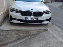 Weiß Gebraucht 2022 BMW 520 Limousine | 37.900 € (Fairer Preis)
