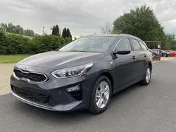 Grau Gebraucht 2021 Kia Ceed | 17.590 € (Guter Preis)