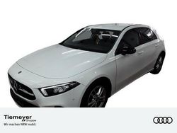 Weiß Gebraucht 2018 Mercedes A200 Progressive Kleinwagen | 24.250 € (Teuer)