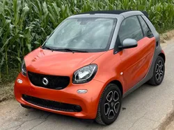 Orange Gebraucht 2018 Smart ForTwo Cabrio Cabrio | 14.000 € (Fairer Preis)
