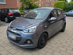Grau Gebraucht 2016 Hyundai i10 Kleinwagen | 3.490 € (Guter Preis)