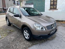Braun Gebraucht 2010 Nissan Qashqai Acenta SUV | 5.950 € (Fairer Preis)