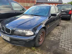 Schwarz Gebraucht 1999 BMW 318 Limousine | 1.200 € (Guter Preis)