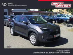 Grau Gebraucht 2022 Toyota Yaris Cross Comfort SUV | 22.450 € (Fairer Preis)