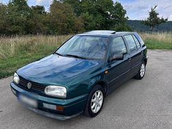 Grün Gebraucht 1996 VW Golf III Kleinwagen | 3.199 € (Fairer Preis)
