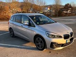 Silber Gebraucht 2018 BMW 220 Gran Tourer Sport Line Van / Kleinbus | 15.200 € (Fairer Preis)
