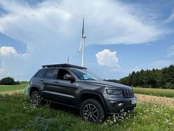 Grau Gebraucht 2018 Jeep Grand Cherokee Trailhawk SUV | 24.200 € (Guter Preis)