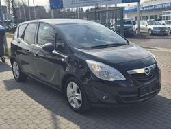 Saphirschwarz mineraleffekt Gebraucht 2010 Opel Meriva Design Edition Van / Kleinbus | 4.990 € (Fairer Preis)
